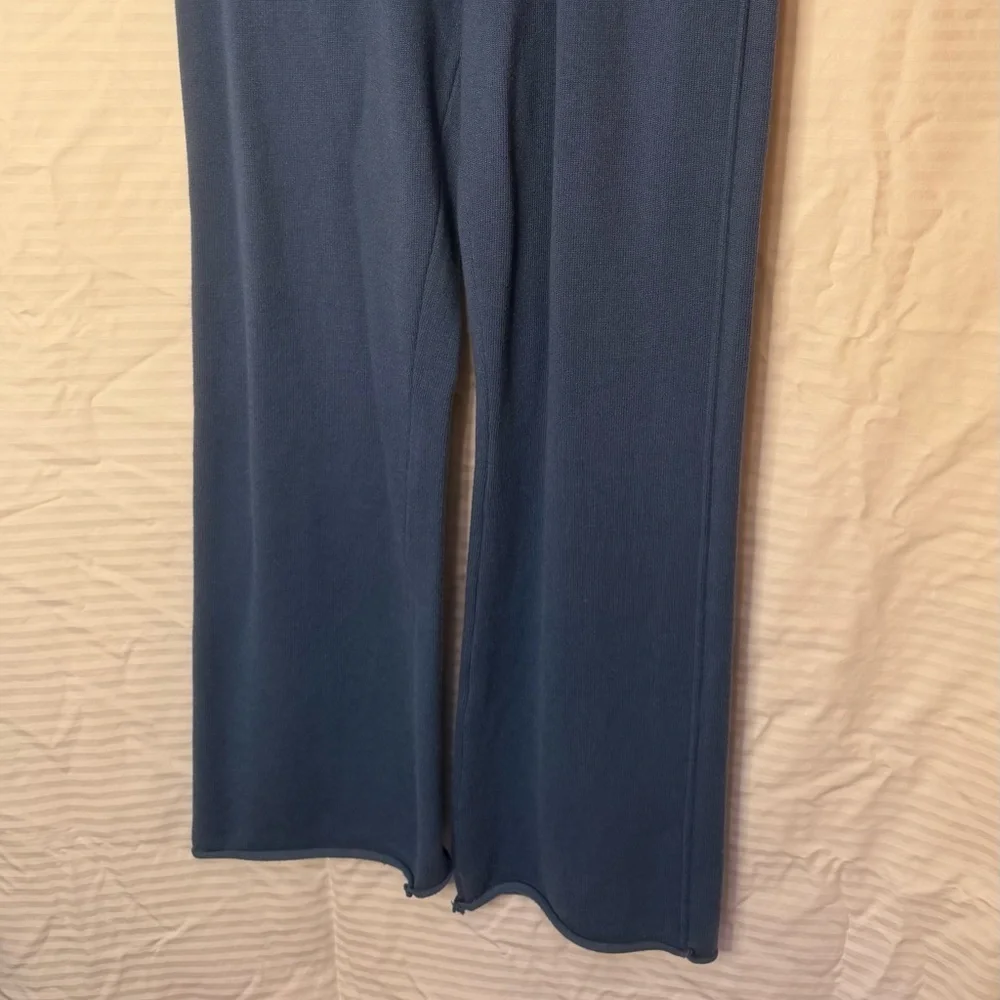 NWOT Women's Soft Blue Sweater Large Top & Pants - Picture 10 of 10